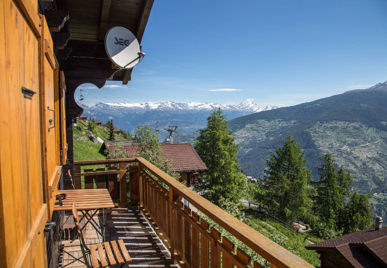 Chalet in Hérémence - Chalet Santé