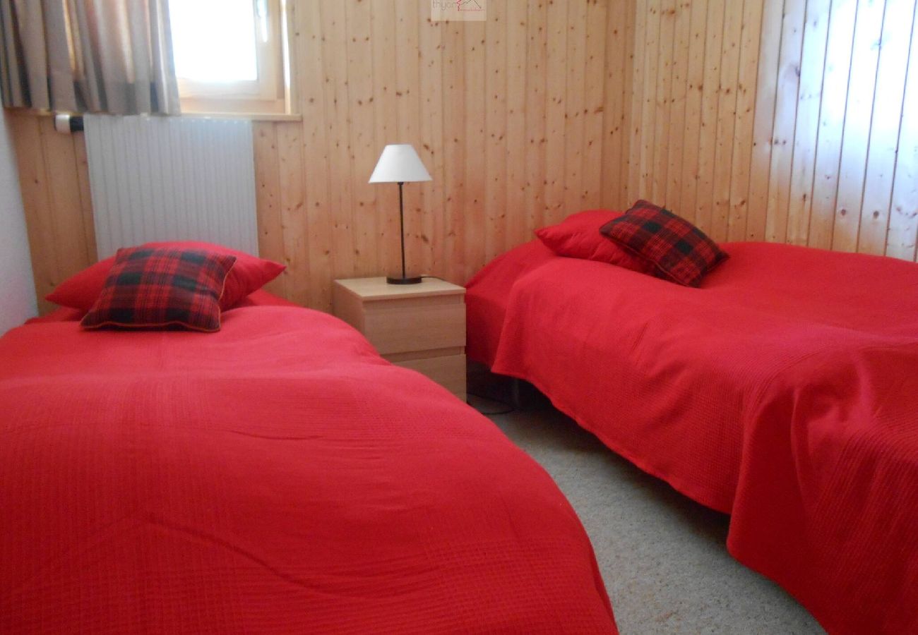 Chalet à Thyon-Les Collons - Chalet Volets Rouges
